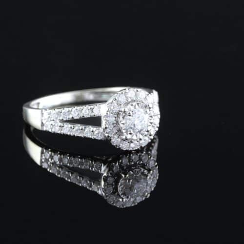 Timanttisormus 0,80 ct (SKU 1068)