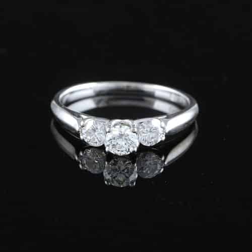 Timanttisormus 0,52 ct (SKU 1122)