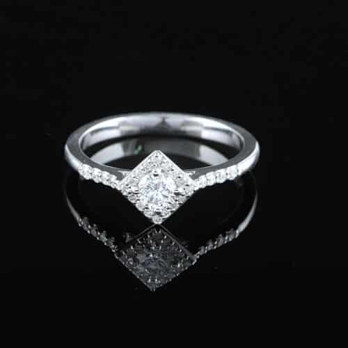 Timanttisormus 0,32 ct (SKU 1124)