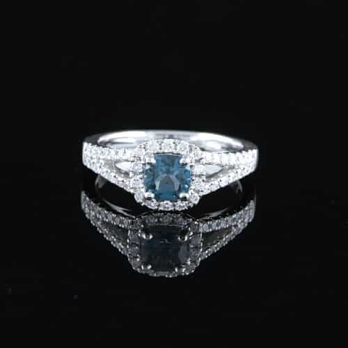 Timantti/topaasisormus 1,31 ct (SKU 1137)